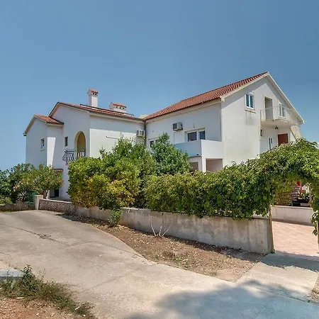 Guest house Double 3445g Mali Losinj