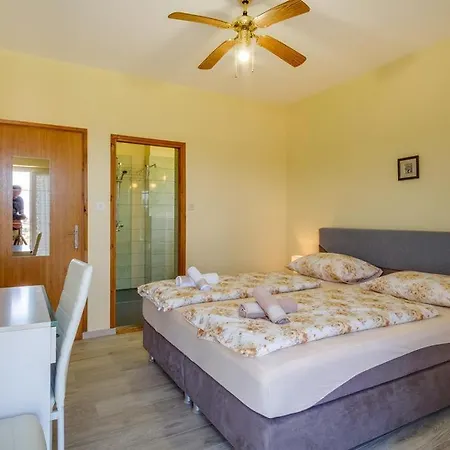 Guest house Double 3445g Mali Losinj